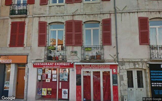 Façade : 34 place de la République, Bayonne